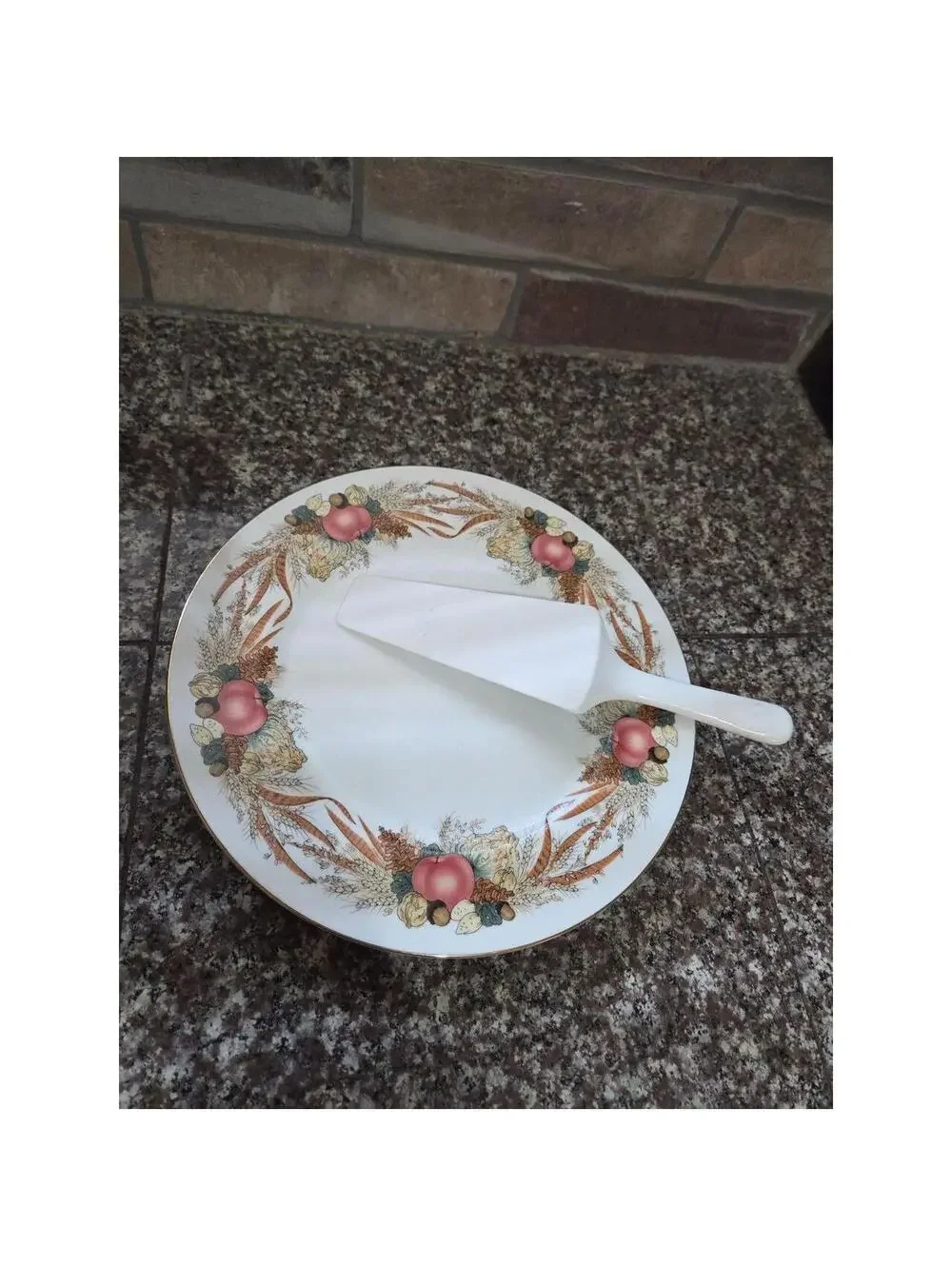 Andrea by Sadek Autumn Cornucopia Cake Plate with Server 1992
